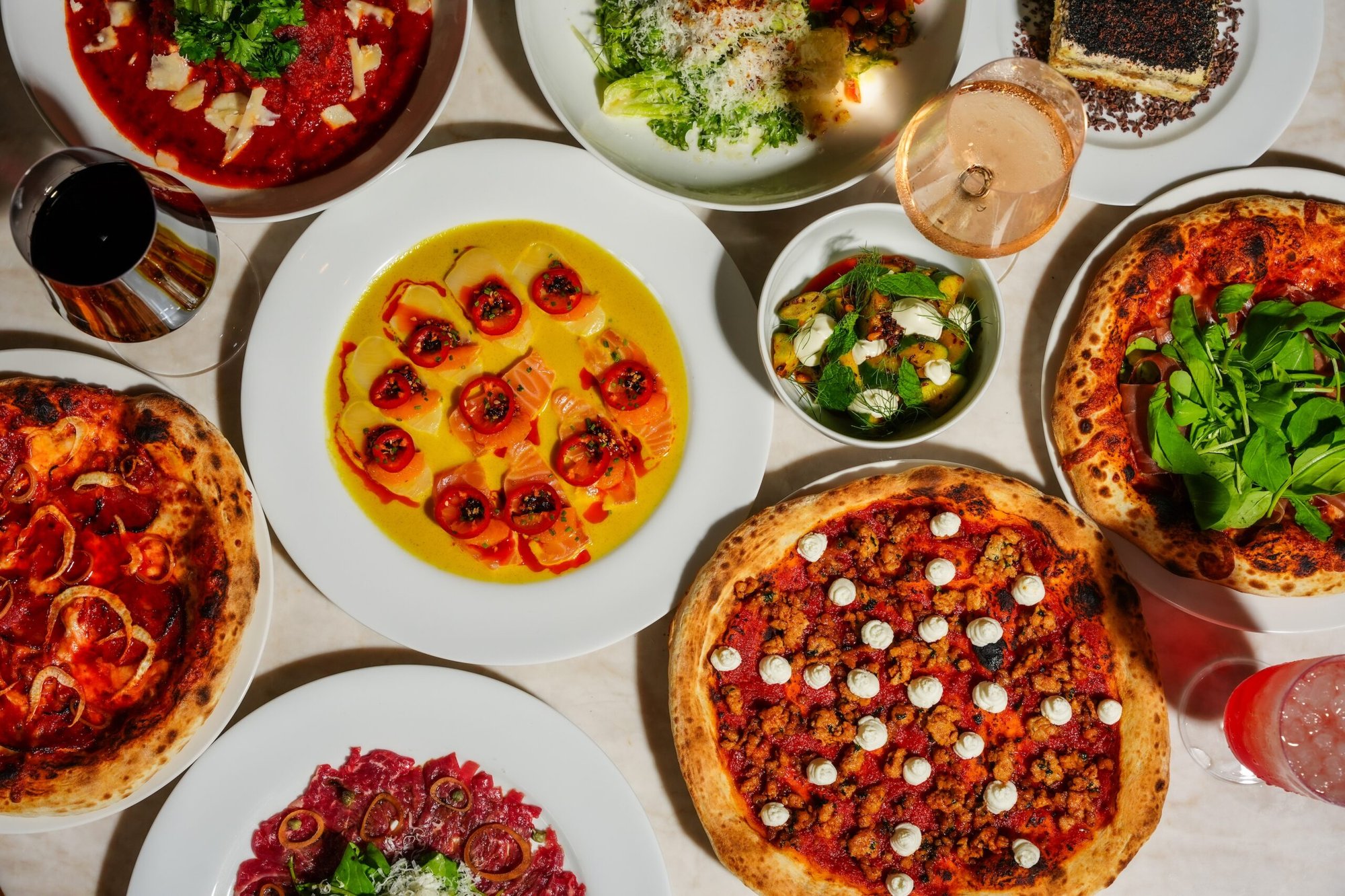 Murray’s Pizza & Wine restaurant in Houston, United States