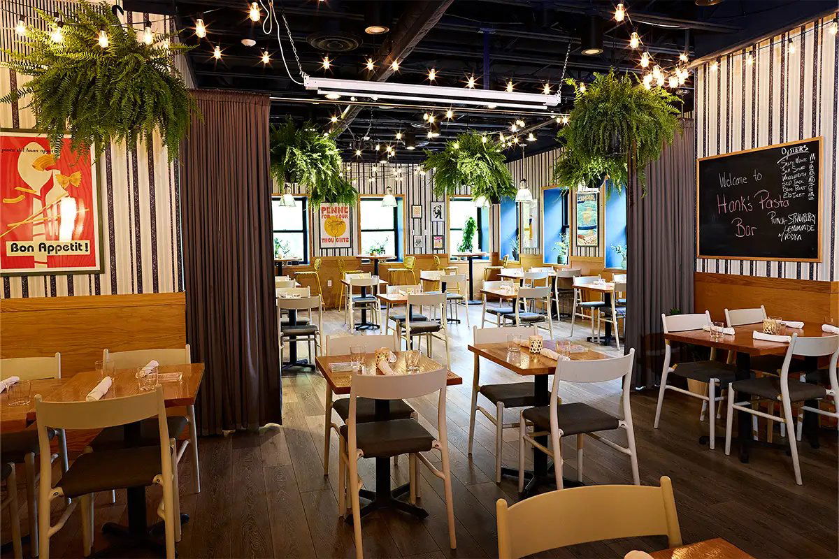 Hank’s Pasta Bar, Restaurant in Alexandria