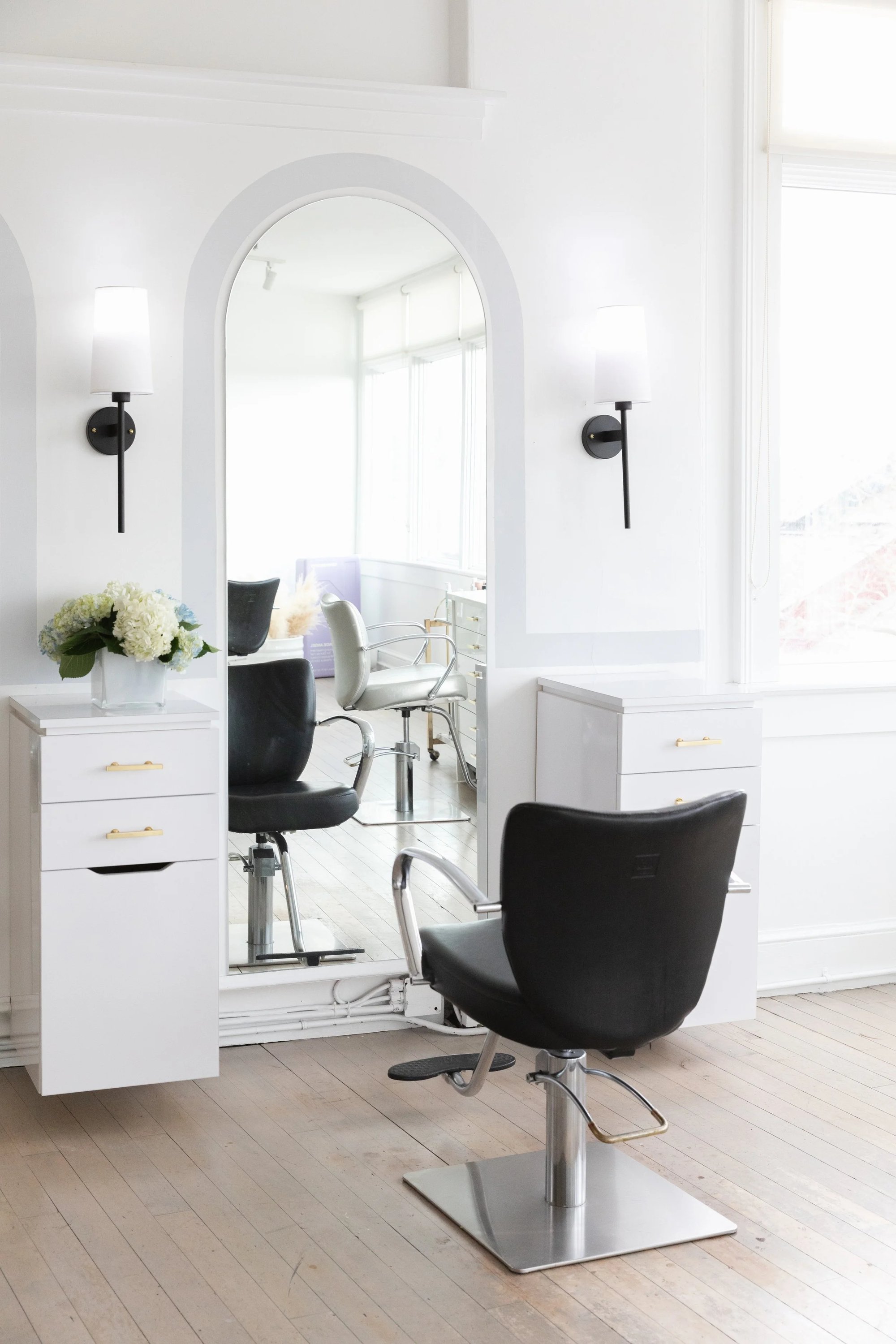 Jennie Kay Beauty, Newport, United States