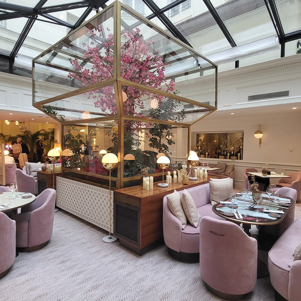 RIVAGES, Paris, France