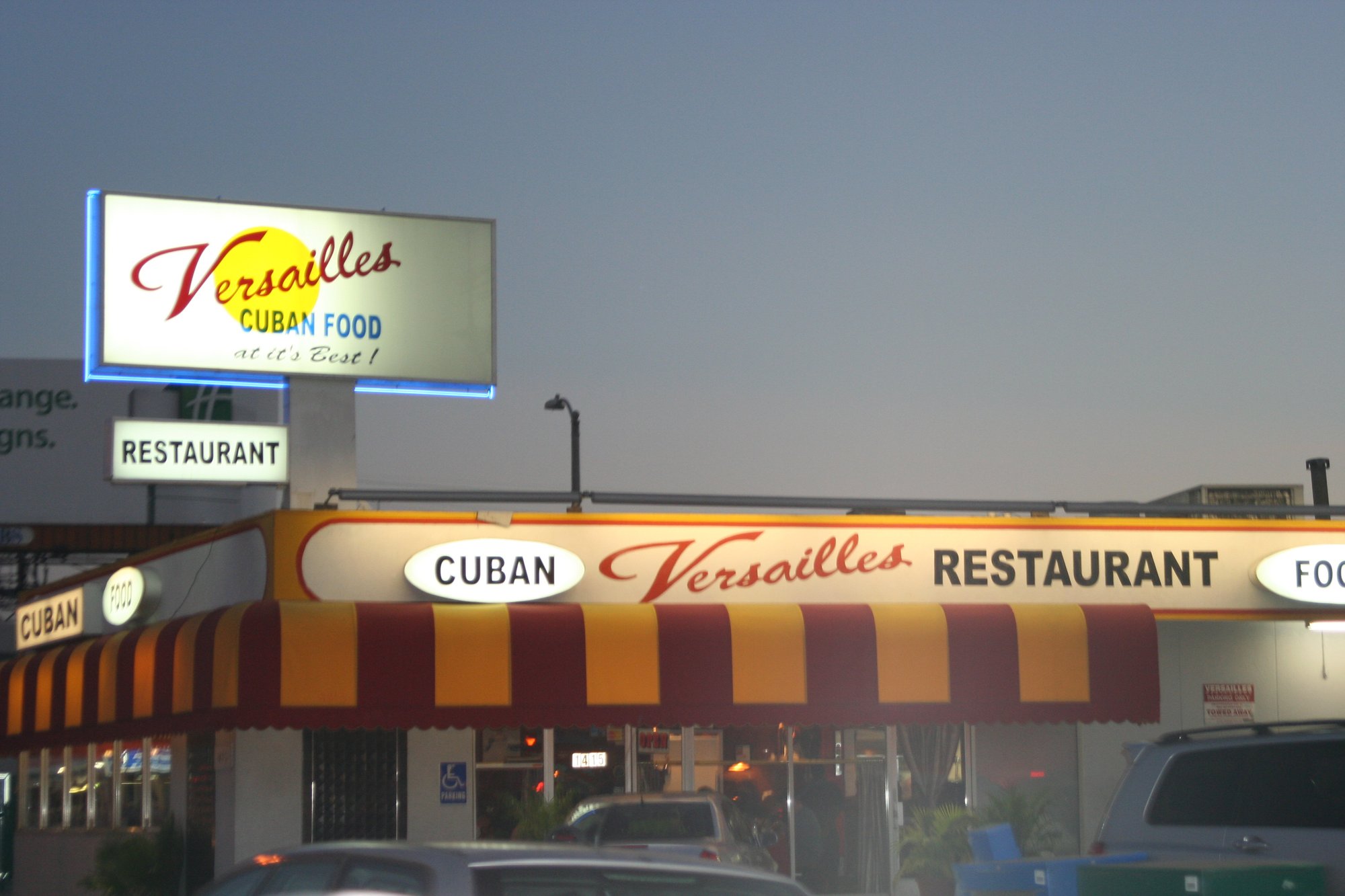 Versailles, Restaurant in Los Angeles