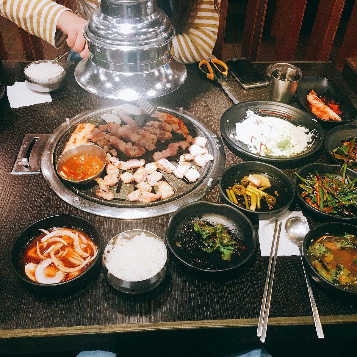 옛날농장 restaurant in Seoul, South Korea