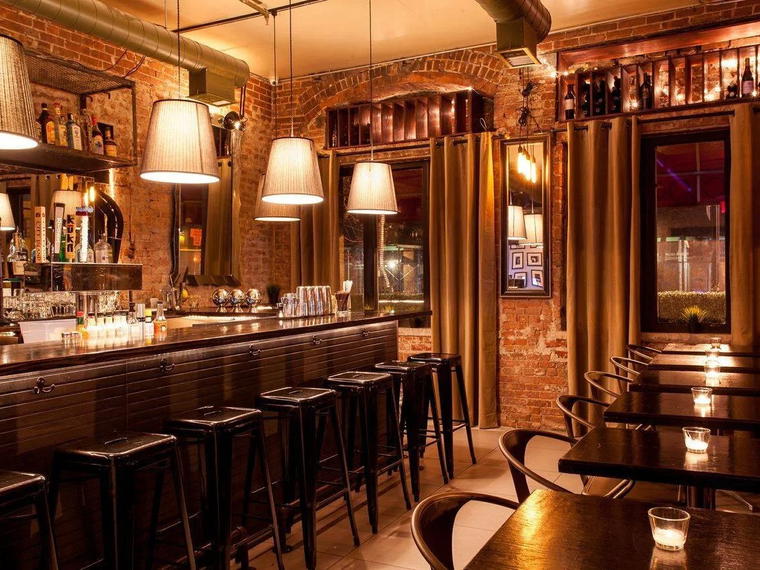 Charlies Bar & Kitchen, New York City, United States