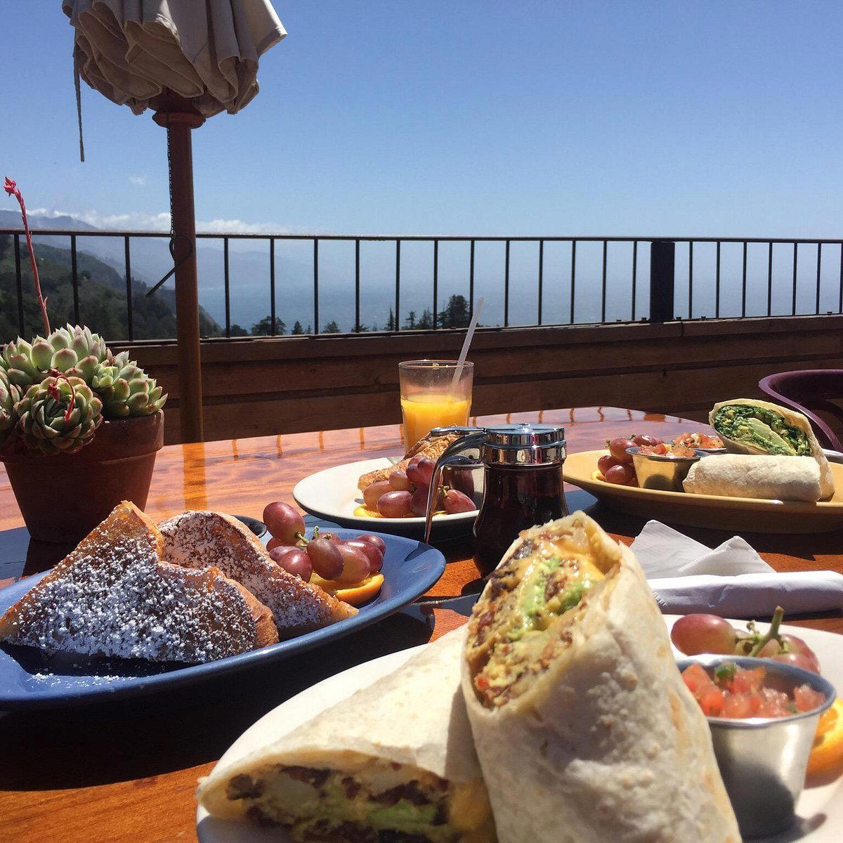 Cafe Kevah restaurant in Big Sur