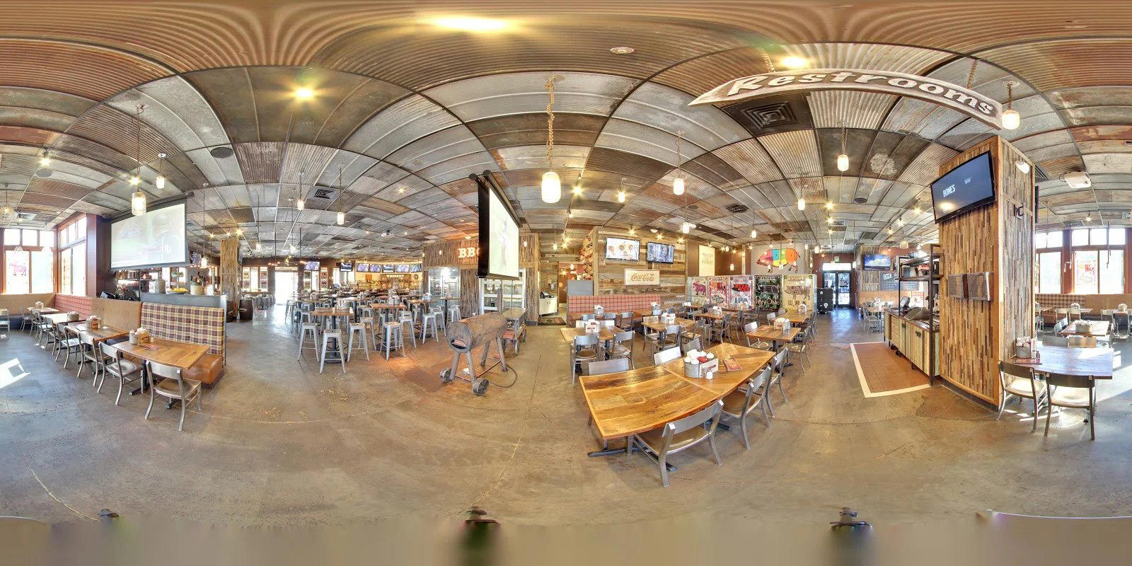 Sauced BBQ & Spirits restaurant in Livermore