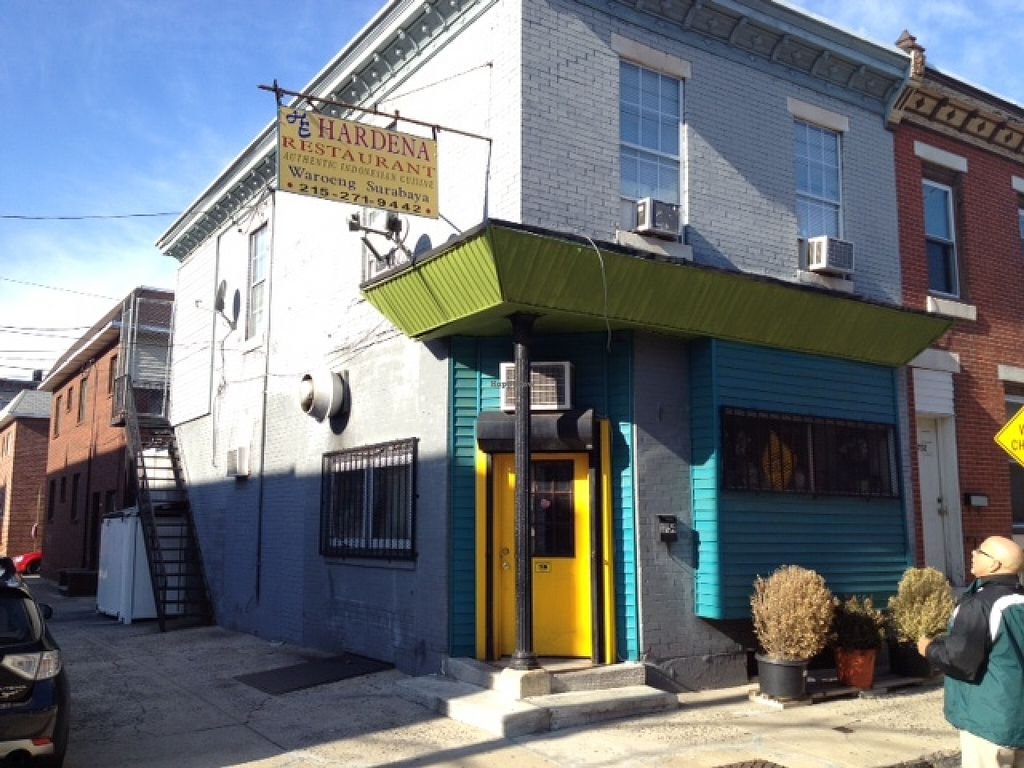 Hardena Waroeng Surabaya, Restaurant in Philadelphia