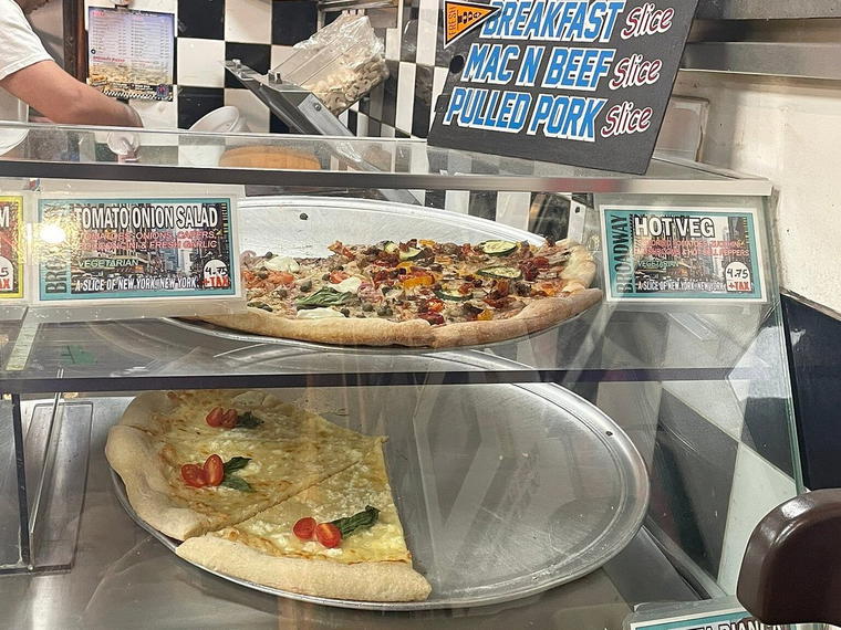 Nat's New York Pizza, Vancouver, Canada