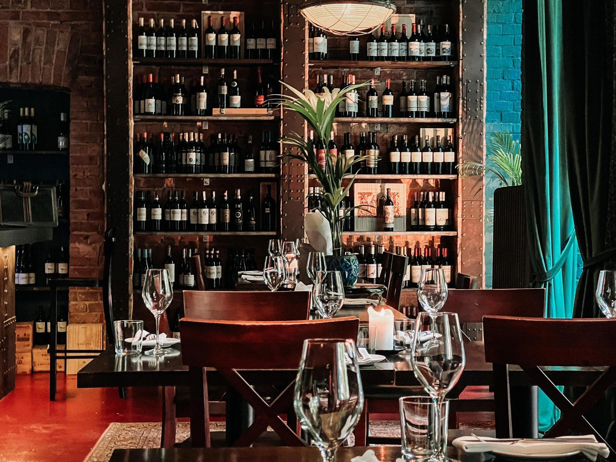 Hoża restaurant in Warsaw, Poland