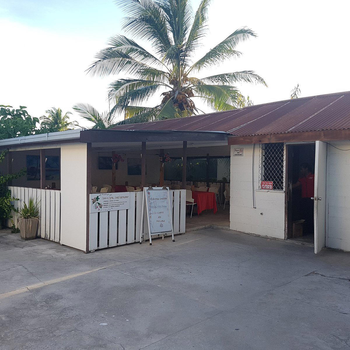 Mary's Motel restaurant in Tarawa