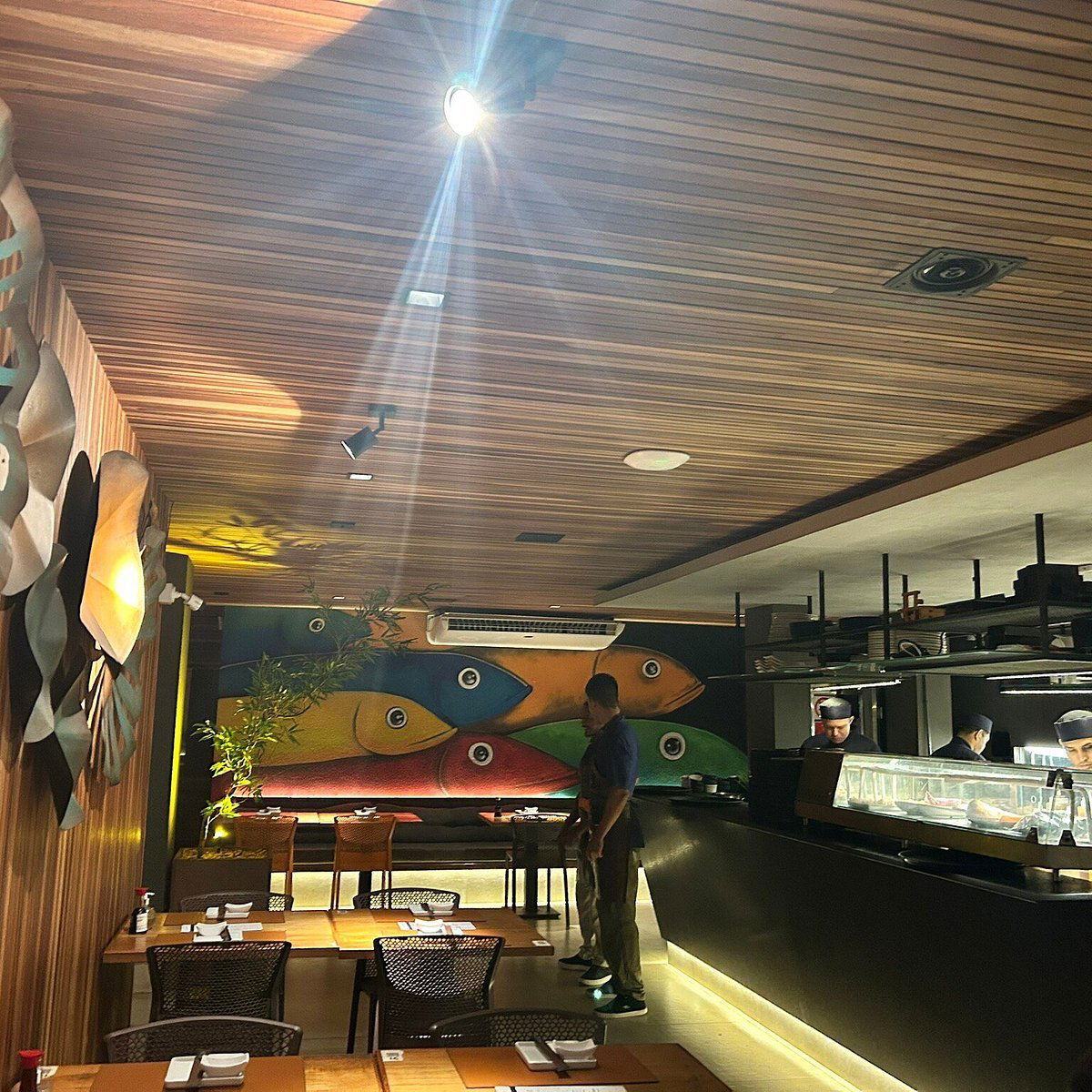 ICONIKO, Restaurant in Cabo Frio