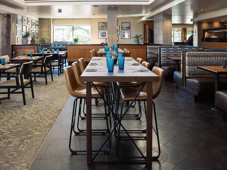 McArthur's, Phoenix, United States