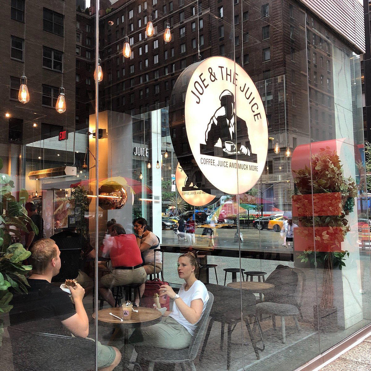 JOE & THE JUICE restaurant in New York City, United States