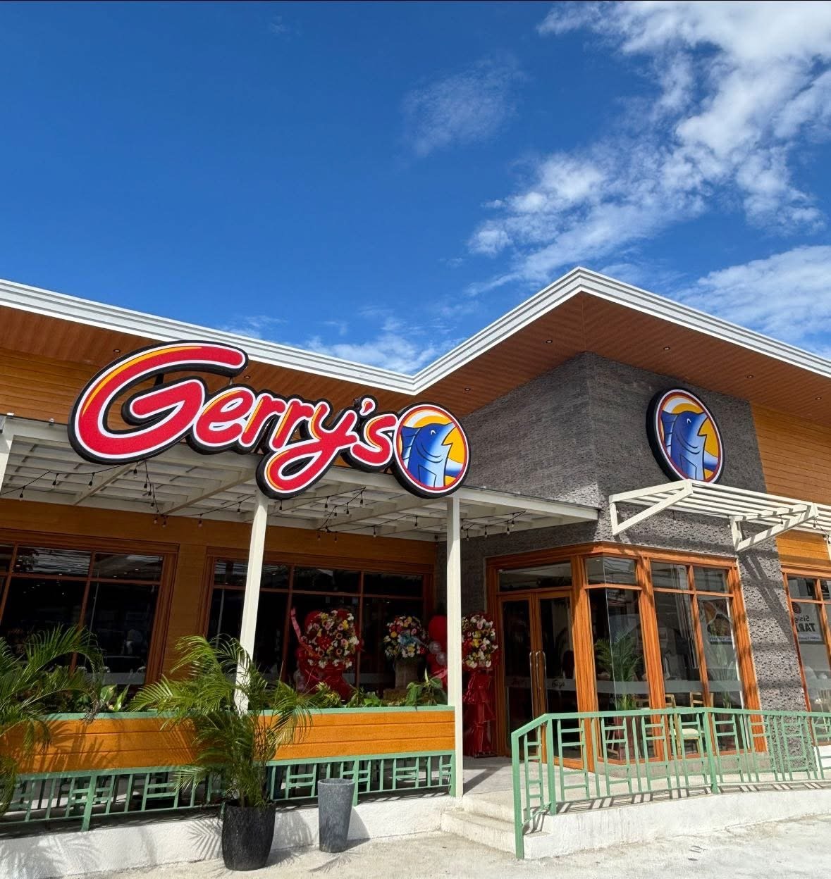 Gerry's Xentro Mall Ilagan restaurant in Ilagan, Philippines