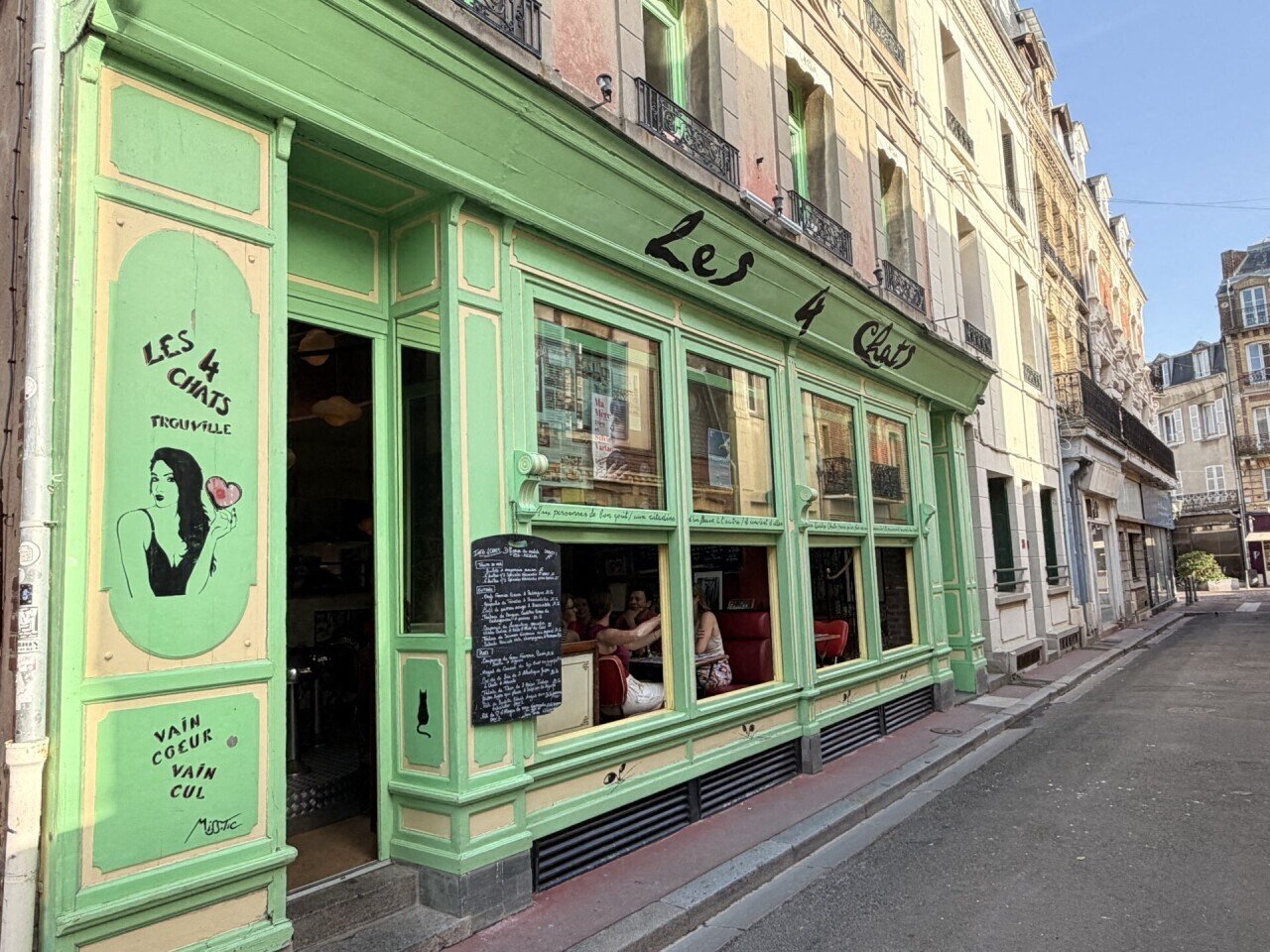 Les Quatre Chats, Trouville-sur-Mer, France