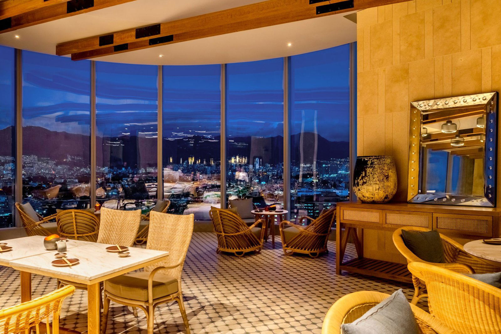 Ushin Japanese & Grill, Restaurant in Bogotá