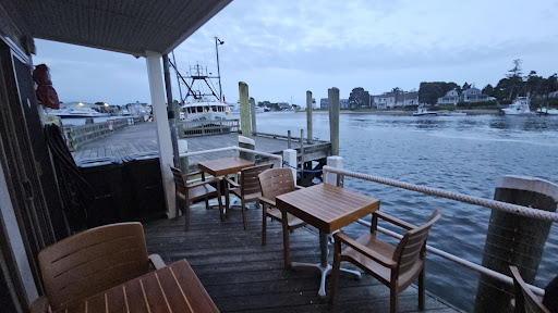 Baxter's Boathouse restaurant in Barnstable, United States