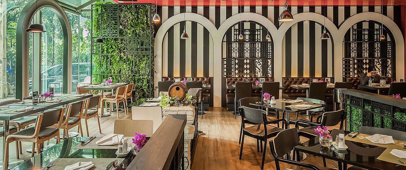 Café Jardin, Restaurant in Bangkok