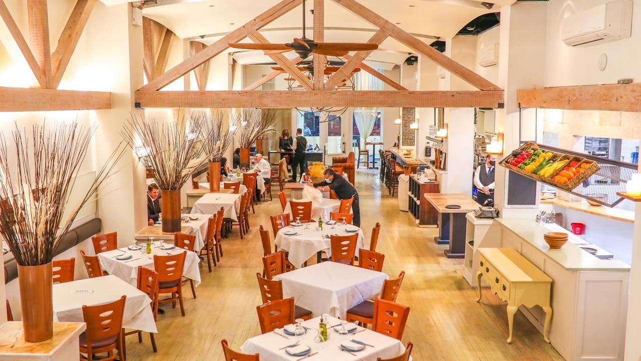 Kellari Taverna restaurant in New York City, United States