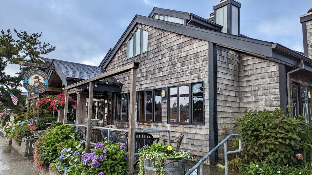 Bill's Tavern & Brewhouse restaurant in Cannon Beach