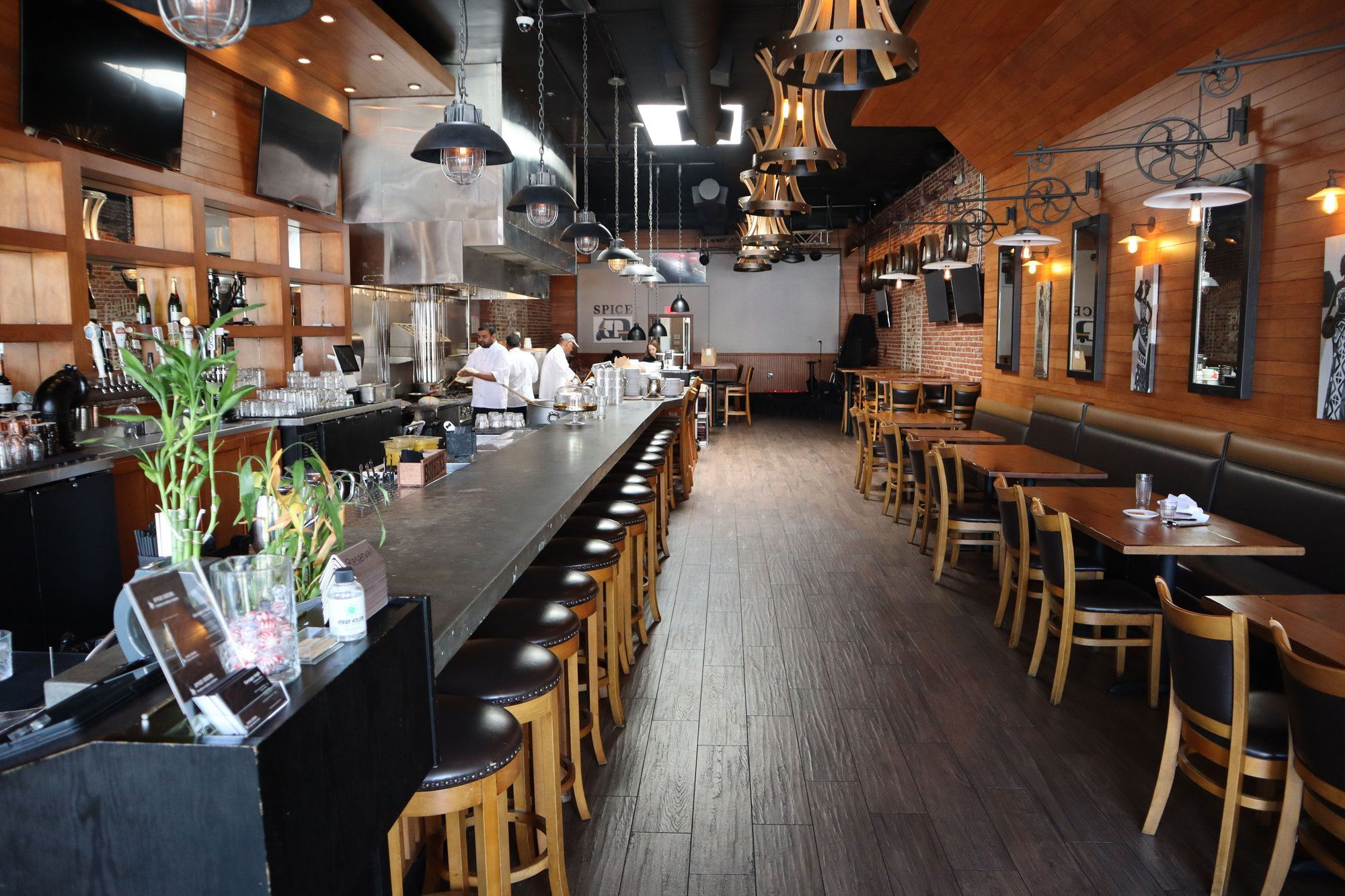 Spice Social, Restaurant in Fullerton