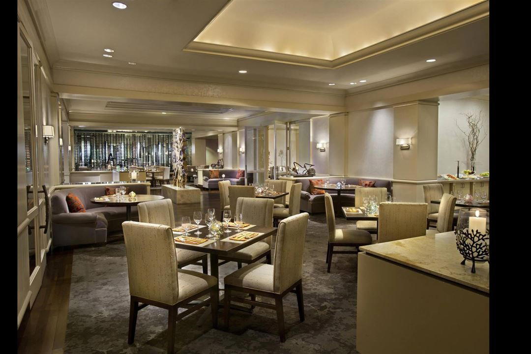 Pyramid restaurant in Dallas, United States