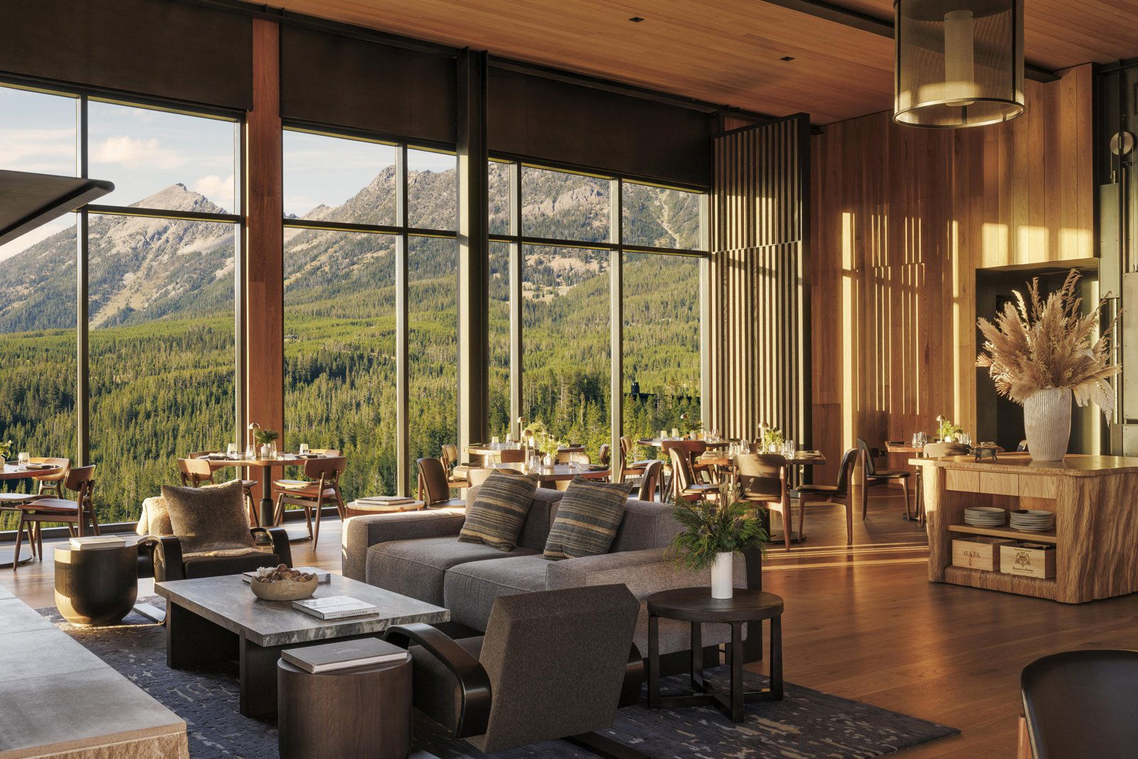 The Landing, Restaurant in Big Sky