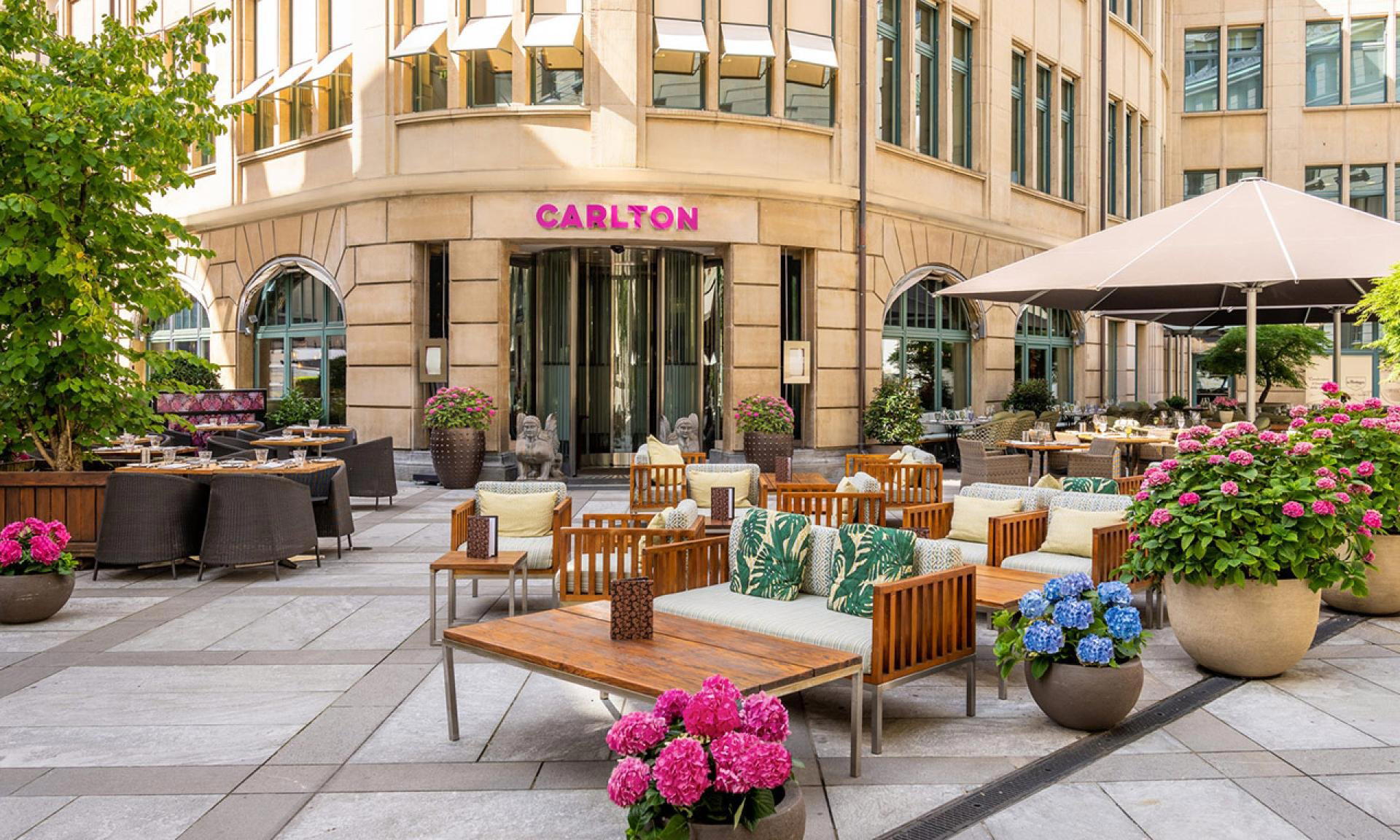 Carlton Restaurant & Bar restaurant in Zürich, Switzerland