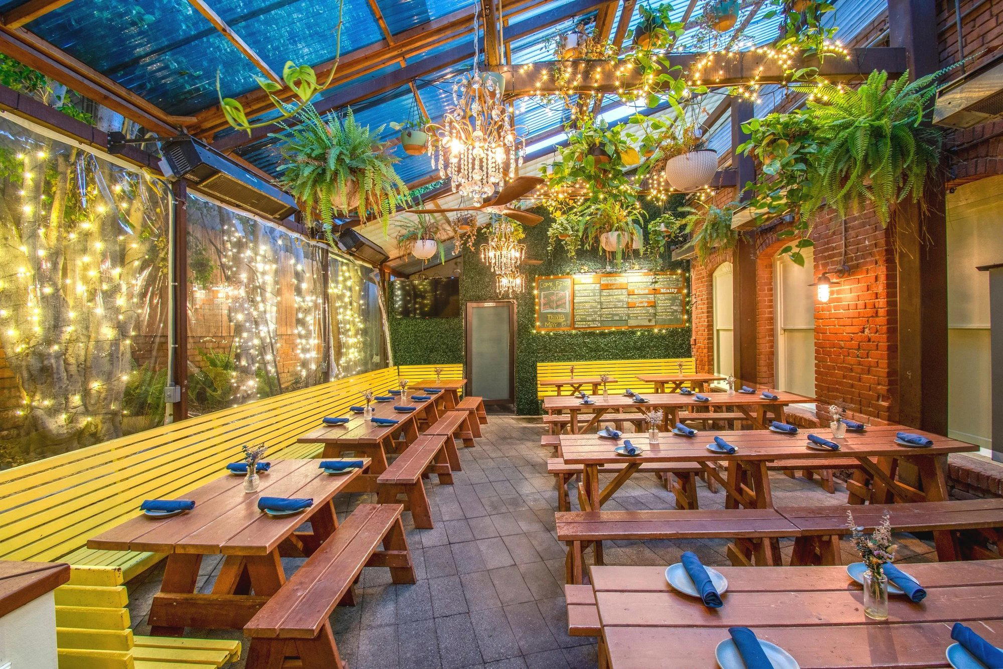 Library Alehouse restaurant in Santa Monica, United States