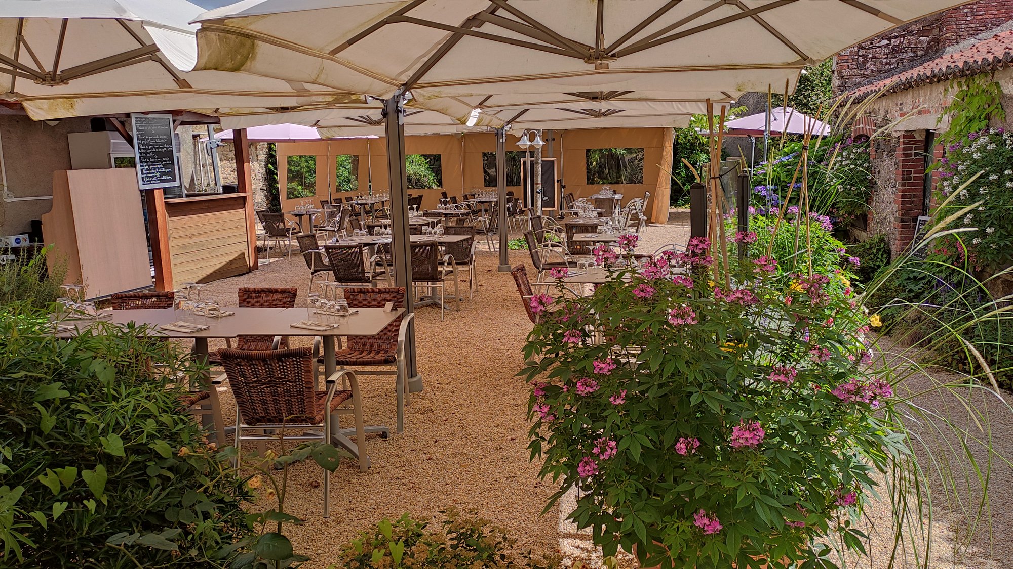 Le Petit St Georges
