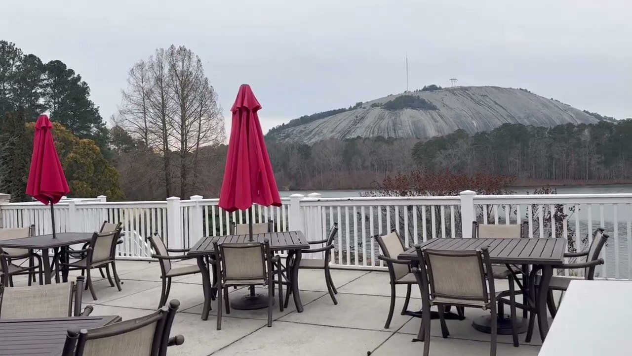 Waterside Restaurant, Restaurant in Stone Mountain