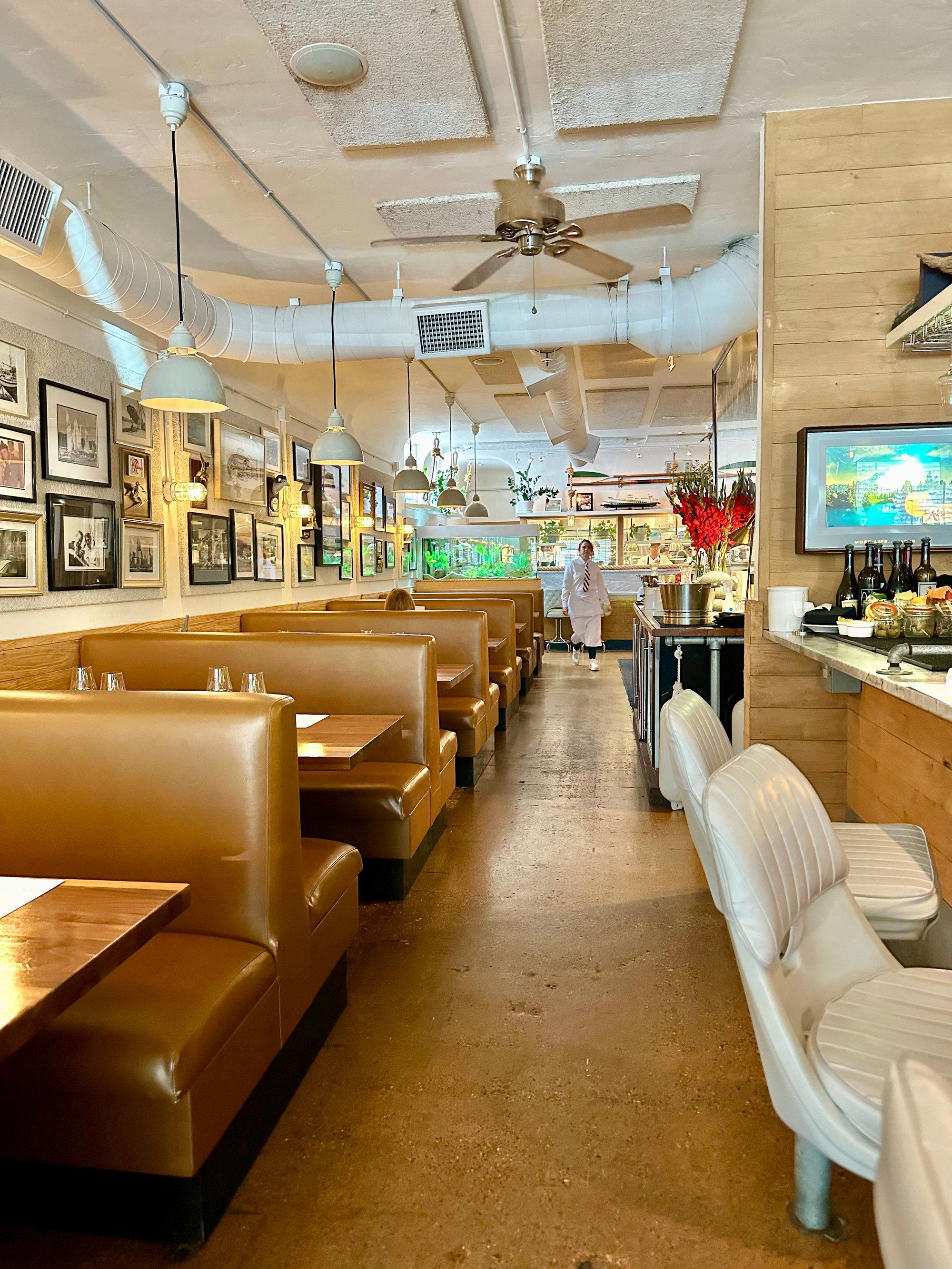 Montlake Cut restaurant in Dallas, United States