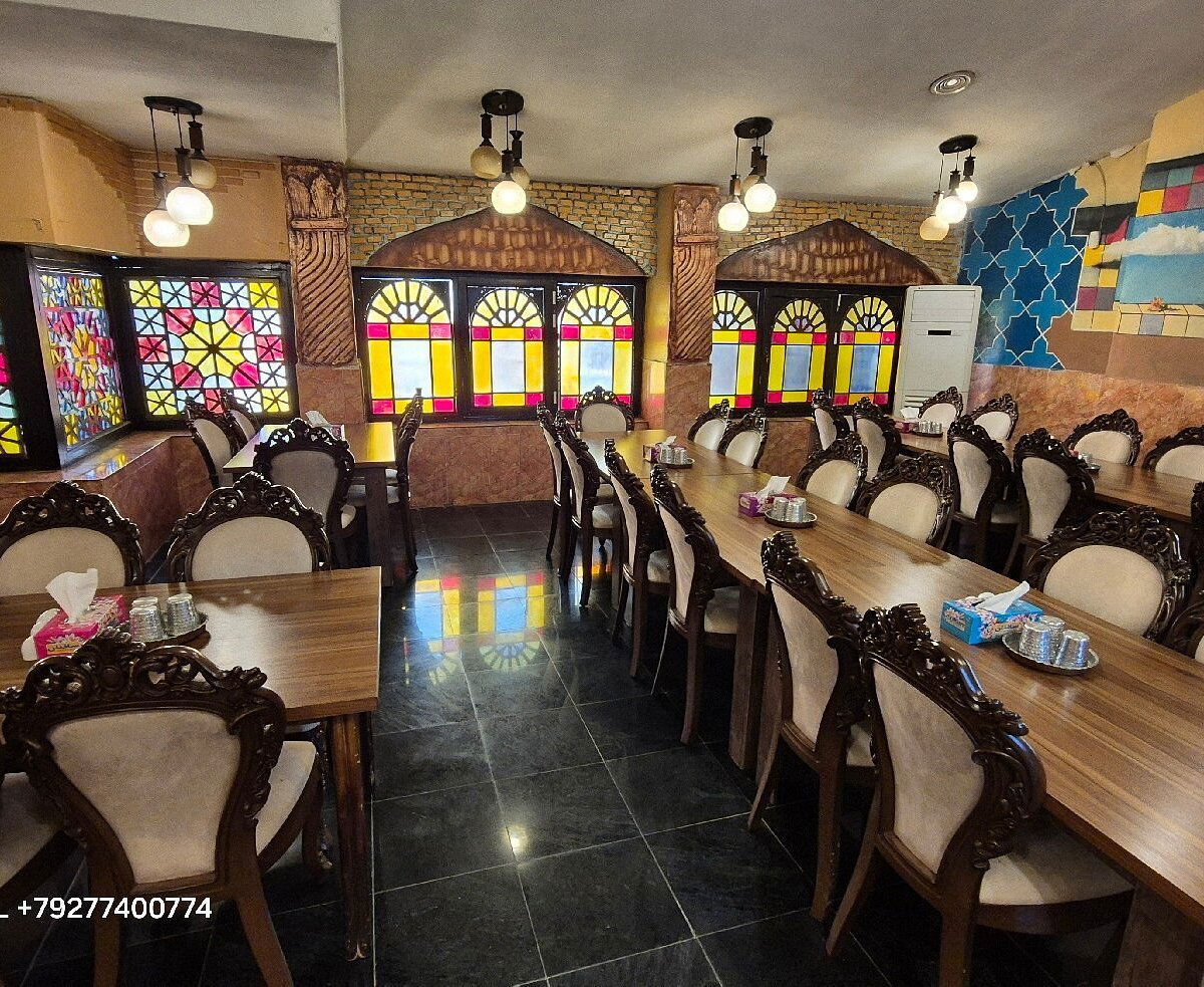 Pasargad Restaurant | رستوران پاسارگاد, Restaurant in مرو دشت