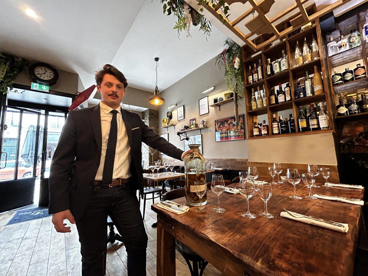 Le Chien Fou restaurant in Tours, France