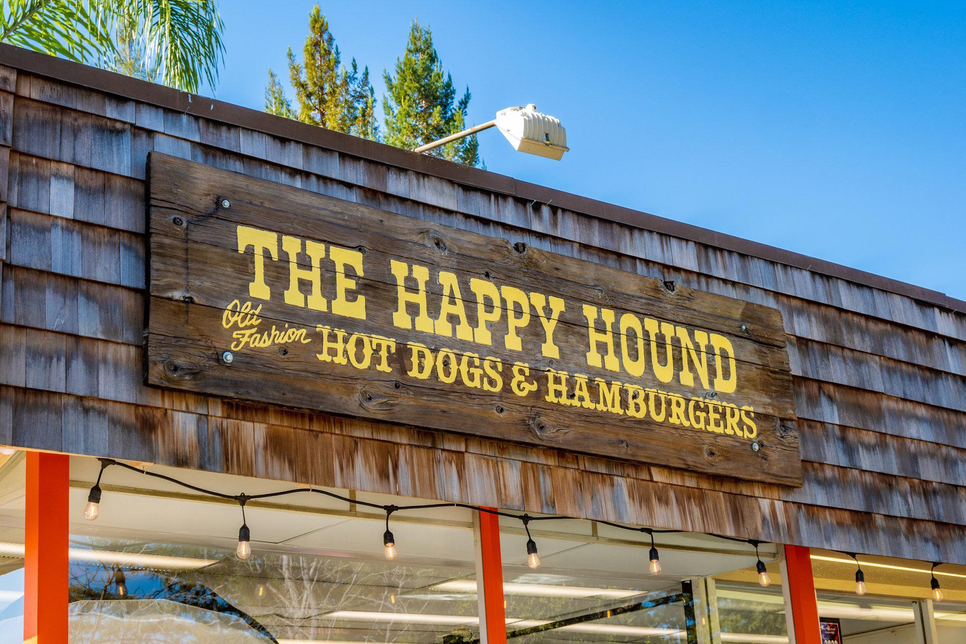 Happy Hound restaurant in Los Gatos, United States