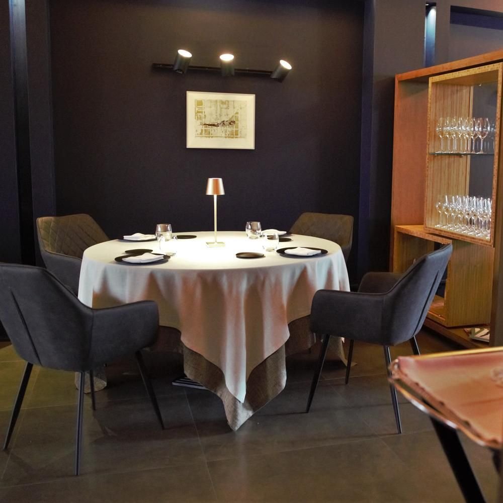 Abantal, Restaurant in Sevilla