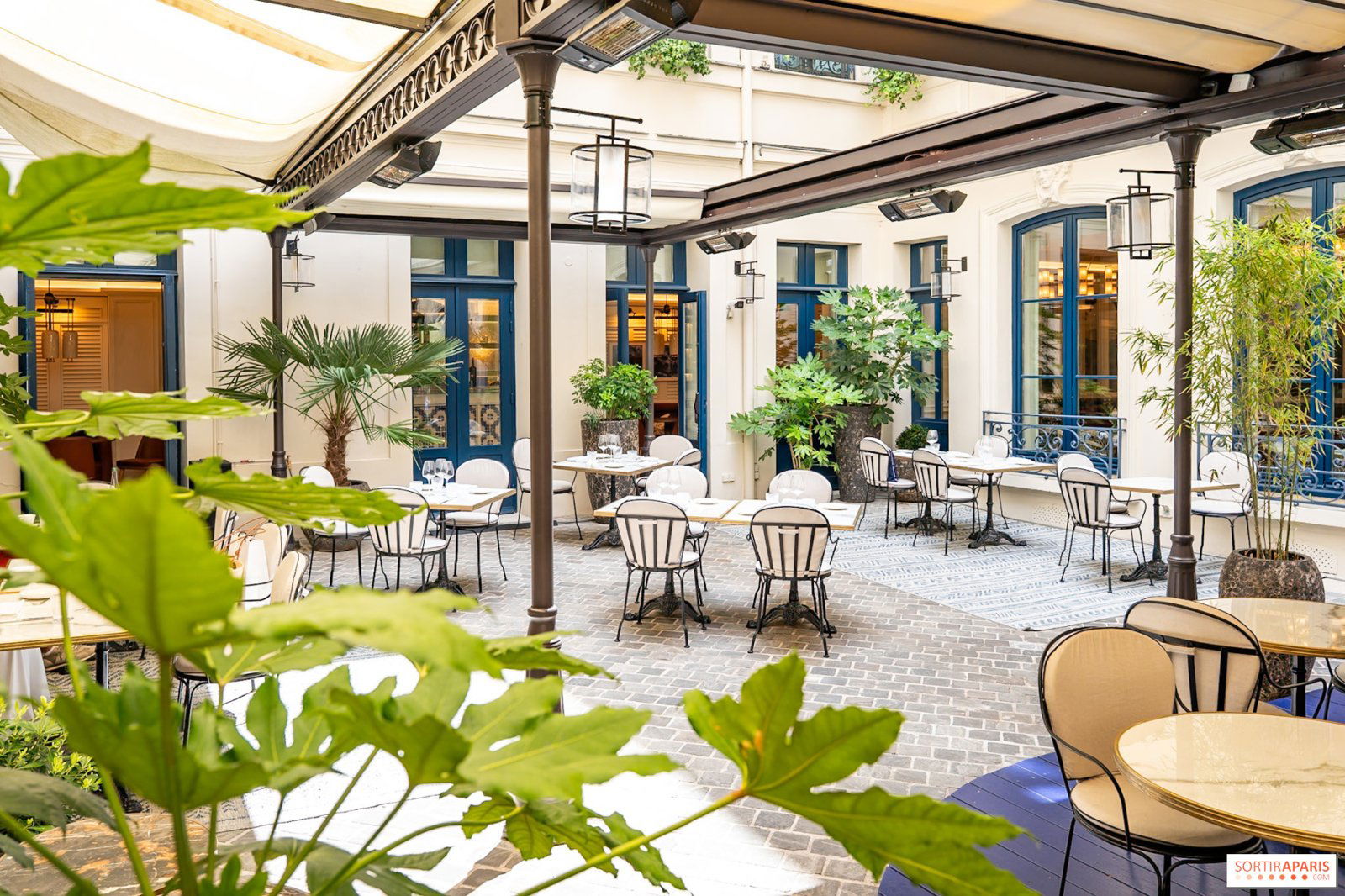 Delano Café, Restaurant in Paris