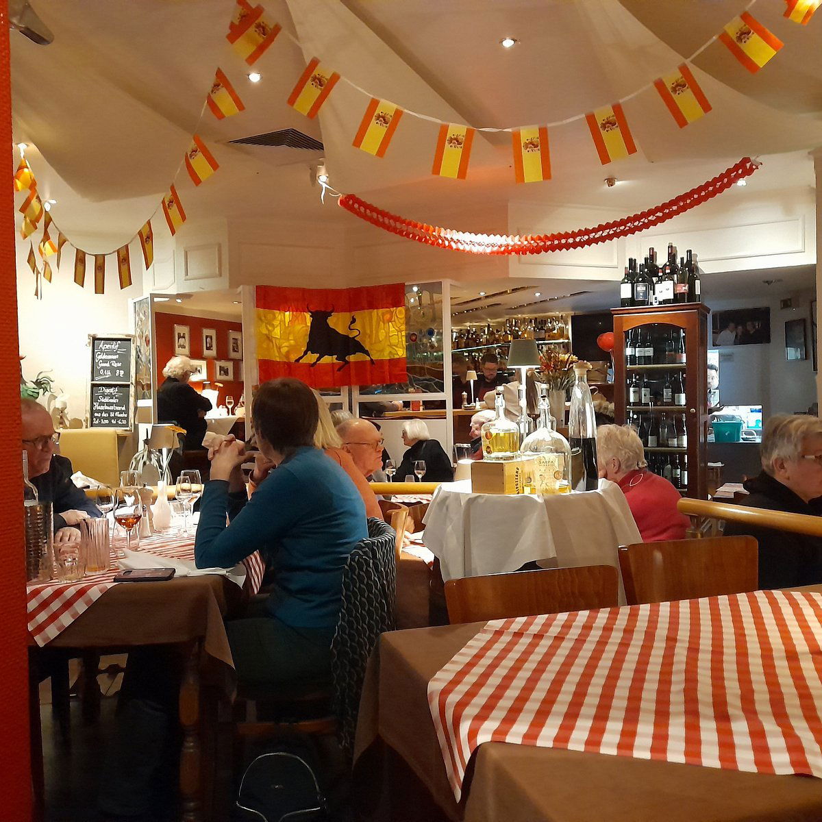 Ebert, Restaurant in Berlin