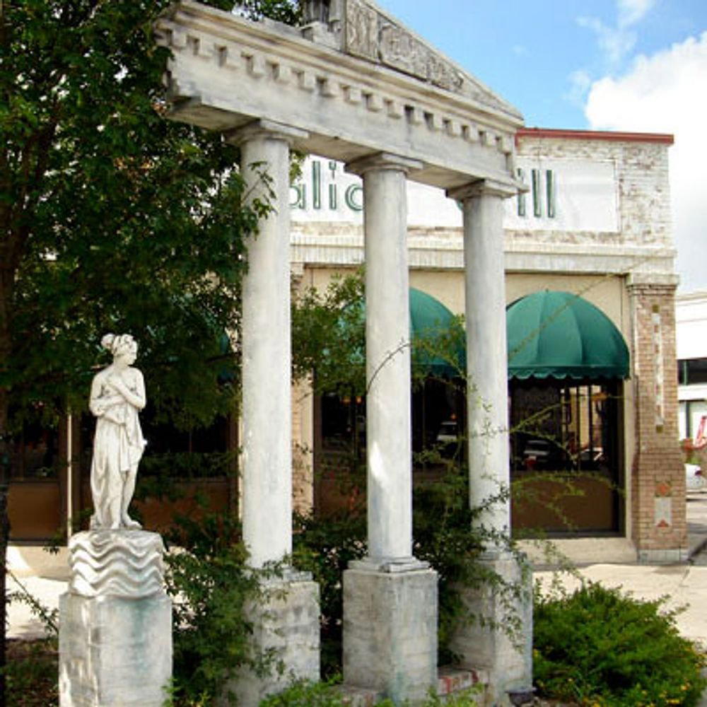 La Focaccia Italian Grill restaurant in San Antonio, United States