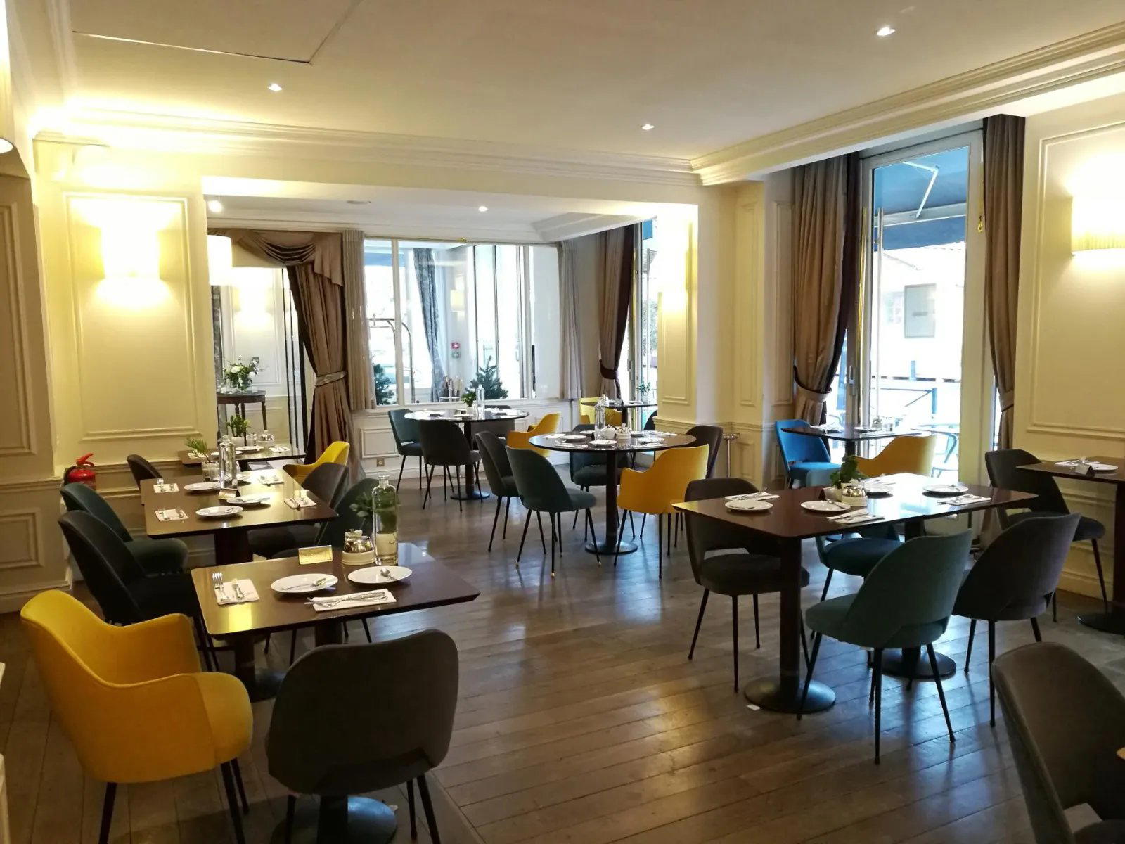 Le Comptoir de Sèze restaurant in Bordeaux, France