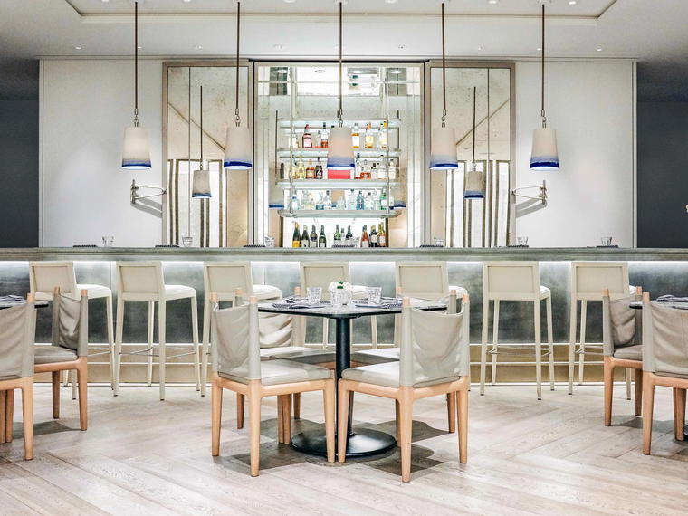 Holts Café, Vancouver, Canada