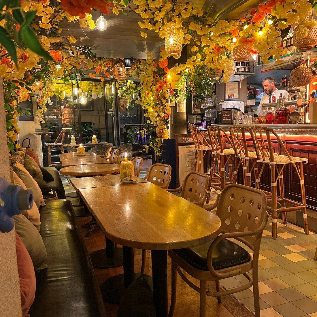 Café Cassette restaurant in Paris, France