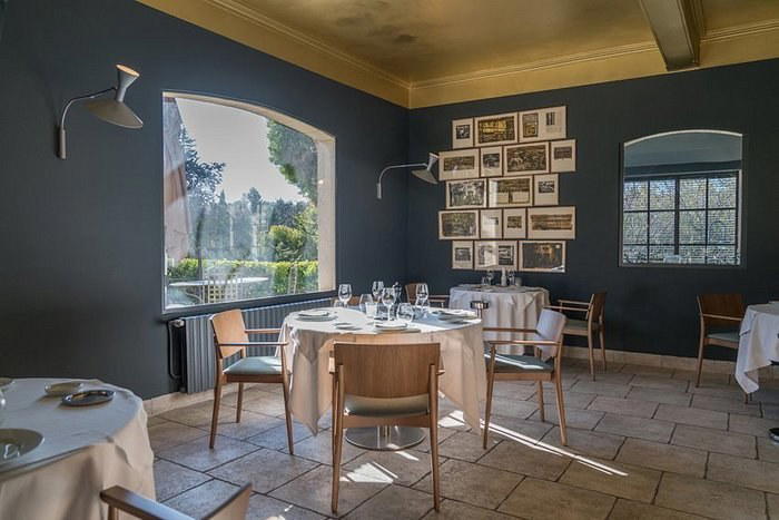 L'Oustau de Baumanière restaurant in Les Baux