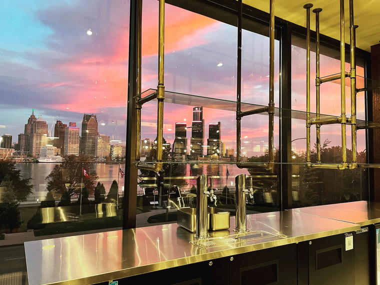 Riverroom, Windsor, Canada