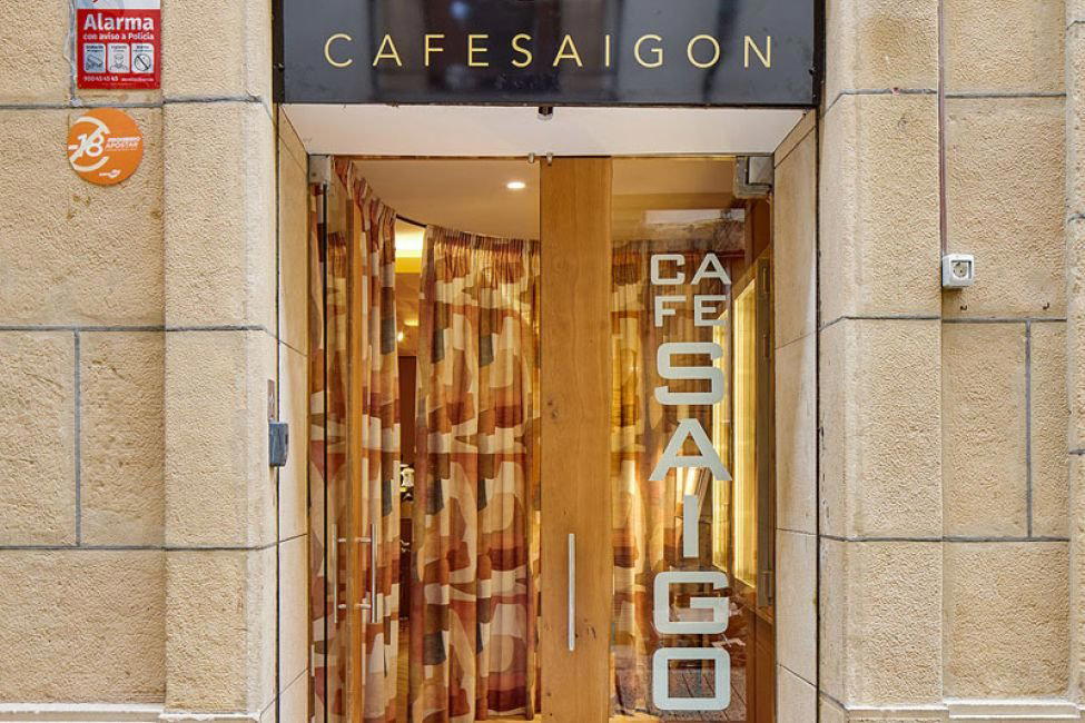 Café Saigón restaurant in San Sebastián, Spain