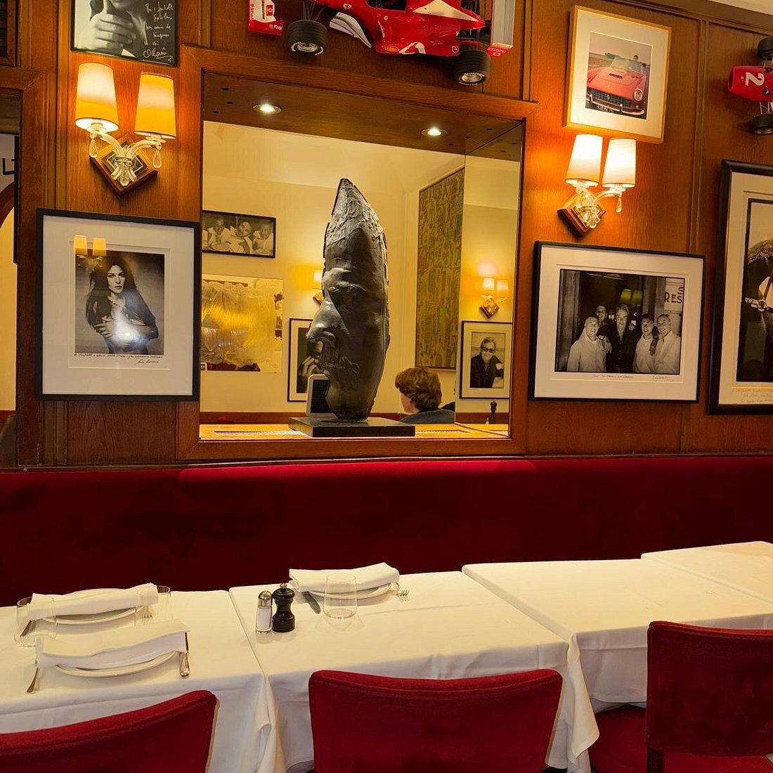 Le Stresa restaurant in Paris, France