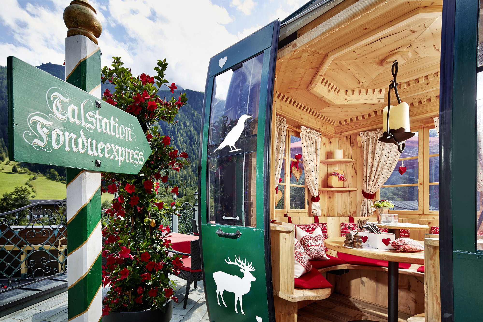 Fondue Gondola