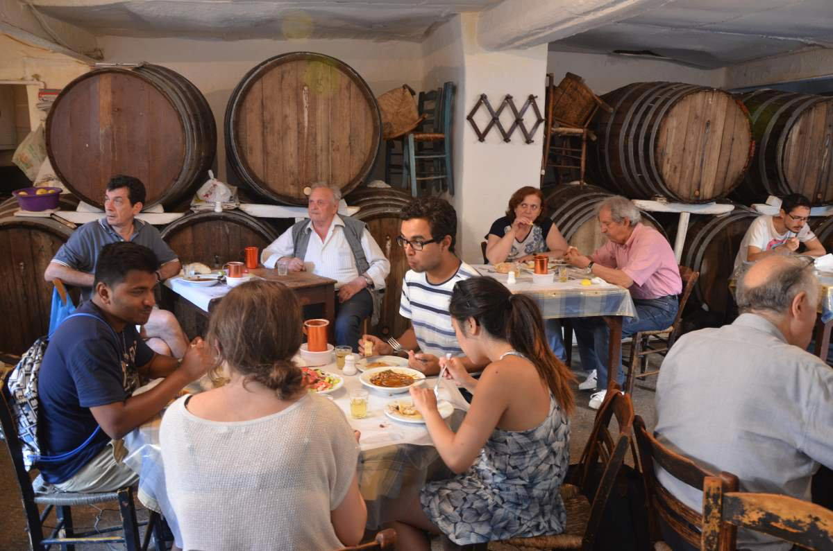 Diporto restaurant in Athens, Greece
