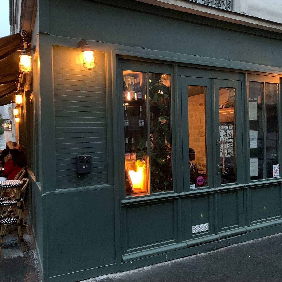 Lissit restaurant in Paris, France