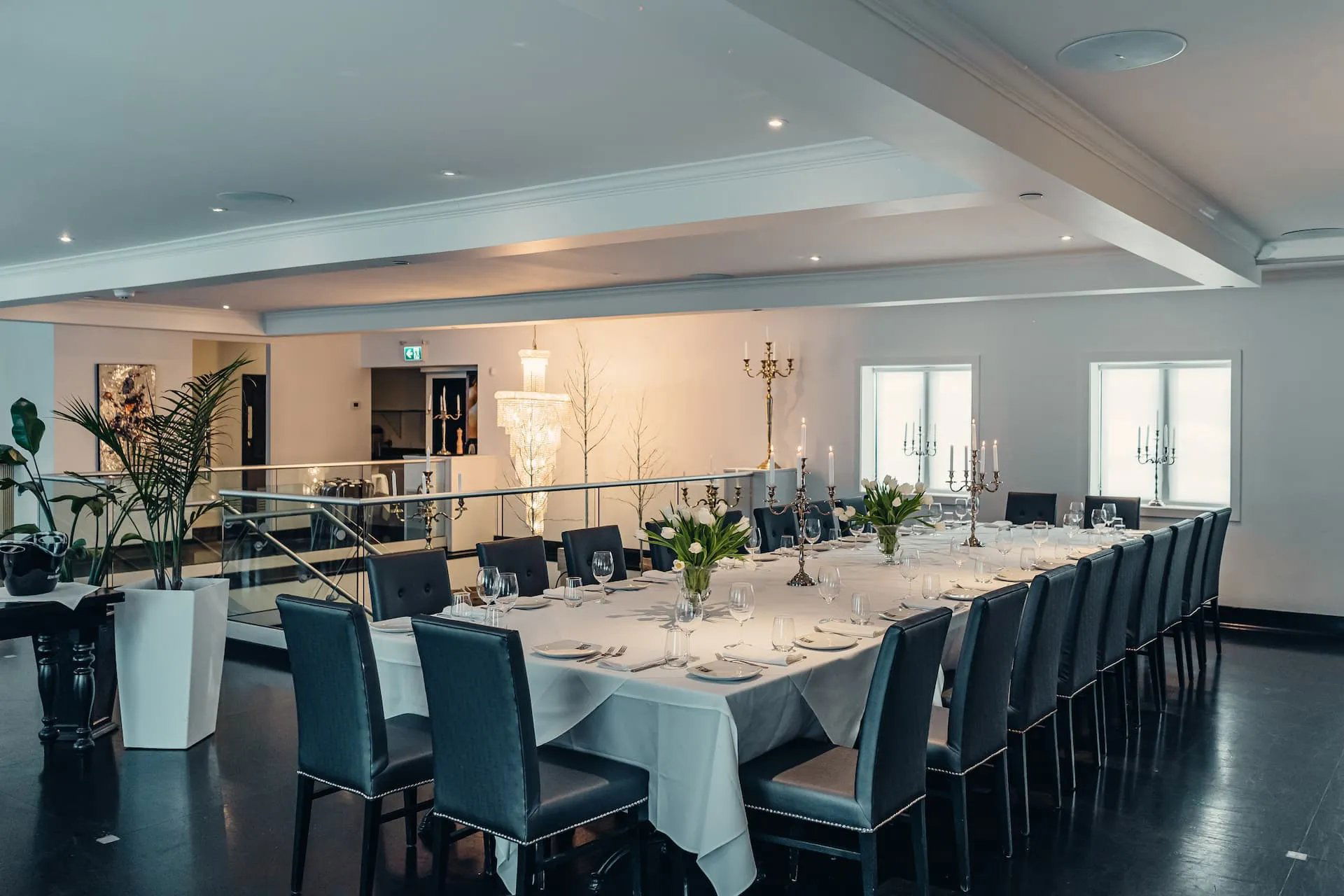 TOWNE380 Steakhouse, Restaurant in Laval