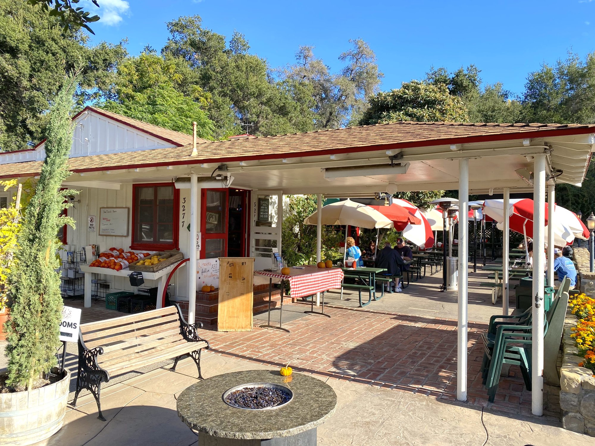 Boccali's restaurant in Ojai, United States